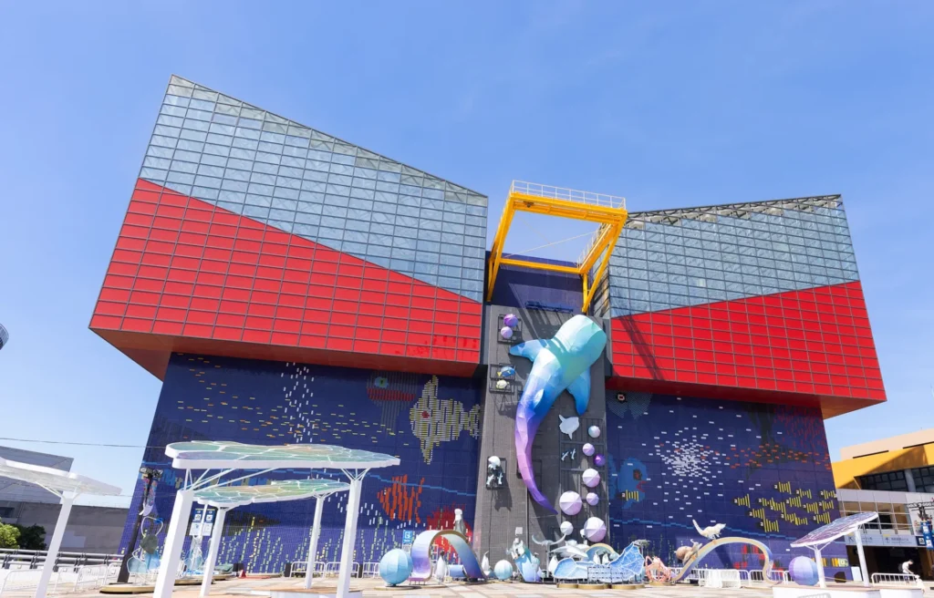 kaiyukan-osaka-aquarium-01