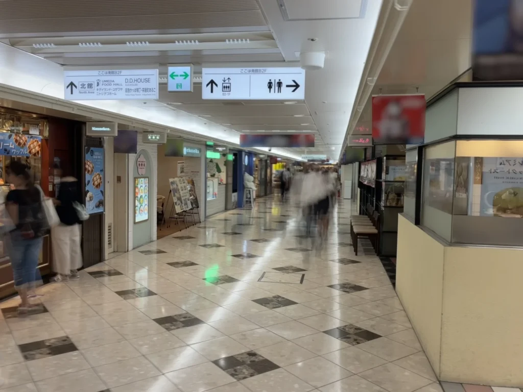 【修正】umeda-underground-street-02